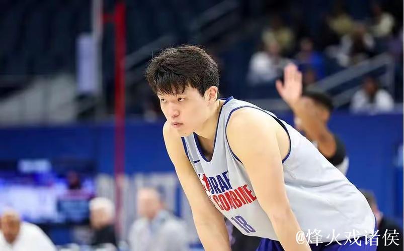 杨瀚森G联赛完美表现:18分10板豪取两双 杨瀚森G联赛完美表现:18分10板豪取两双