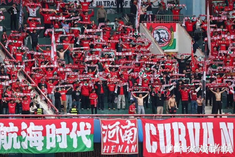 河南两万球迷乘绿皮火车奔赴苏州观足协杯决战 河南两万球迷乘绿皮火车奔赴苏州观足协杯决战